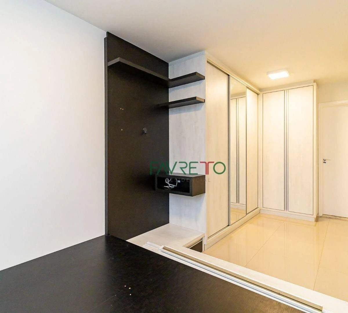 One-bedroom apartment in a building with a pool — photo 14