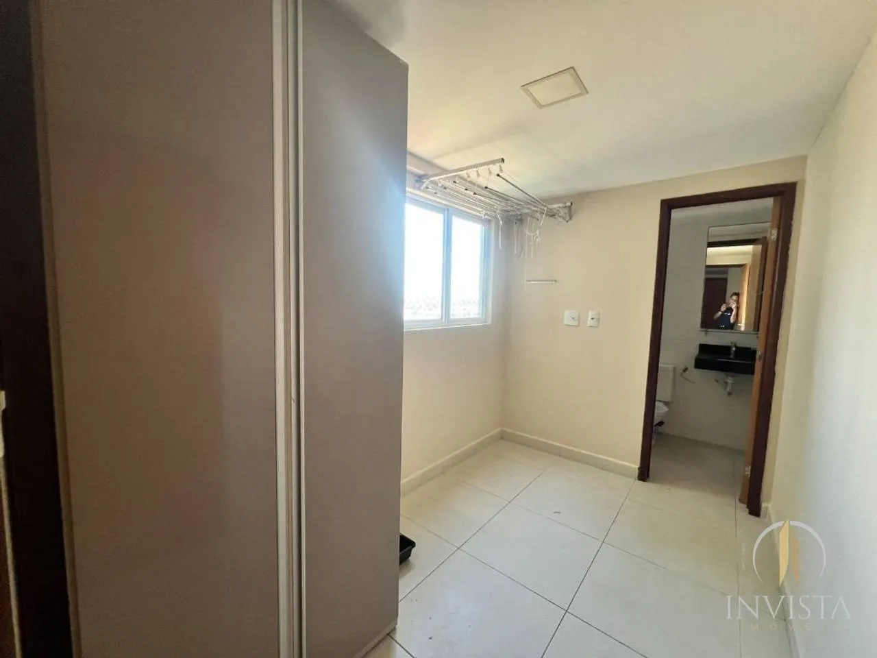 3-bedroom apartment with a walk-in closet — photo 16