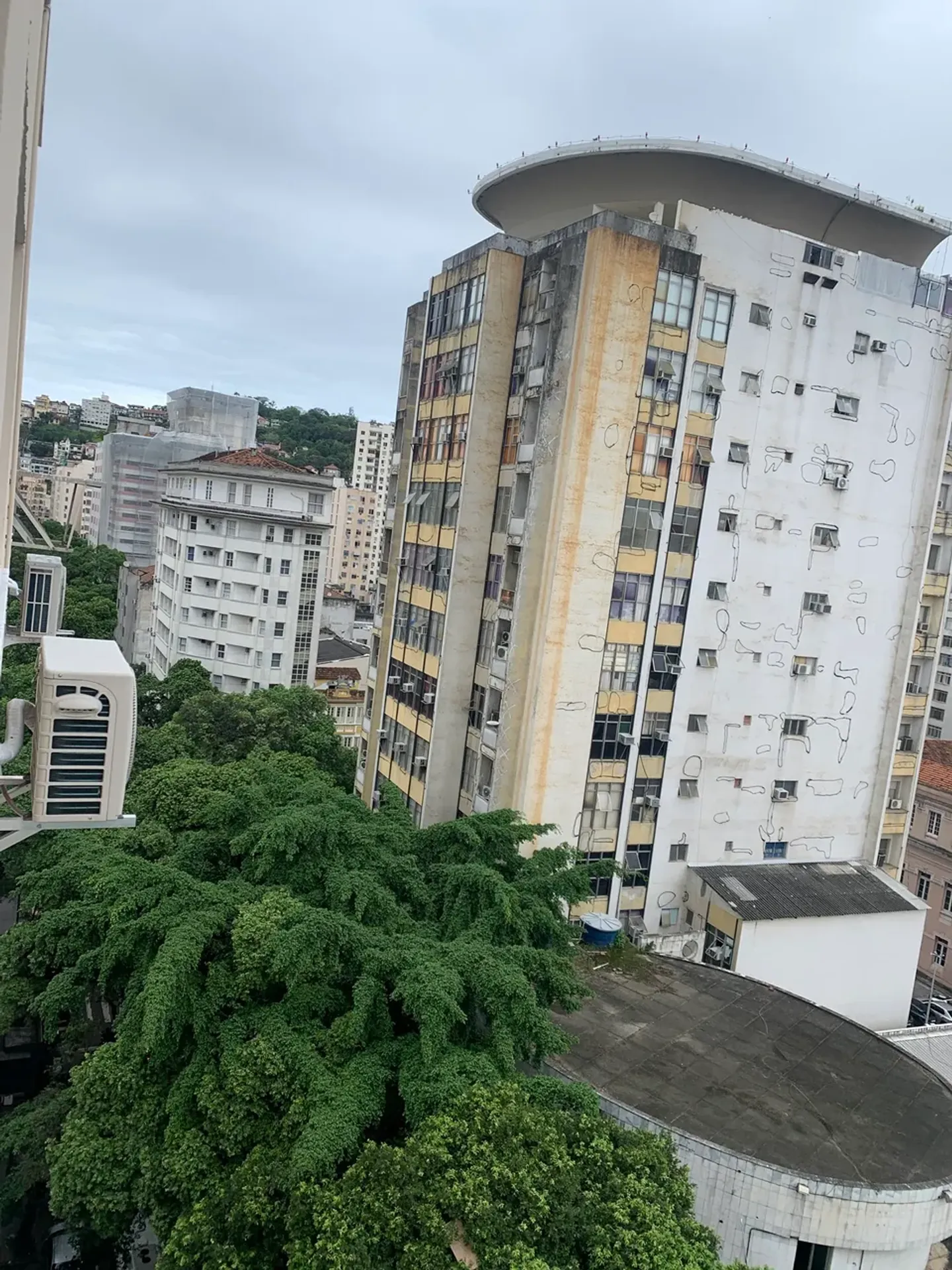 Monoambiente con piso de madera o laminado en Rio de Janeiro — photo 7