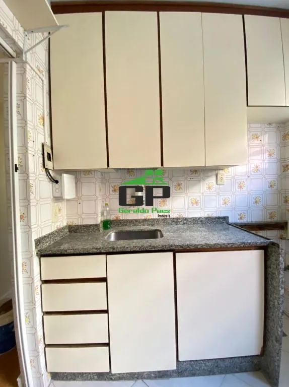 Apartment, 45 m², with wood or laminate floors — photo 2