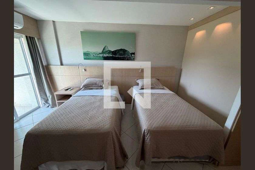 Студия 37 м² с балконом и компактной кухней — photo 4