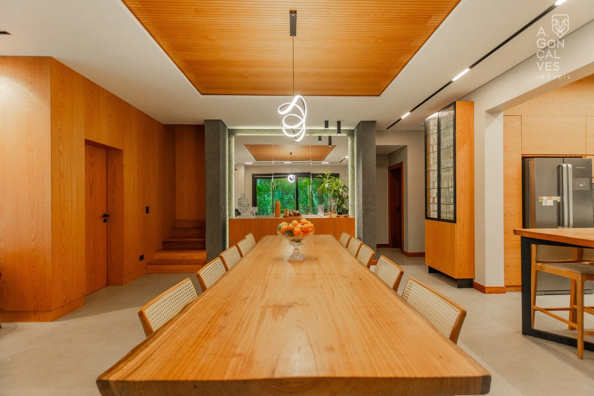 Furnished house with 4 bedrooms and 5 bathrooms — photo 3