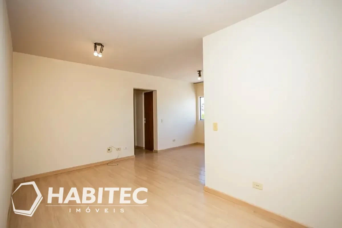 Квартира з 2 спальнями та дерев'яною підлогою або ламінатом — photo 4