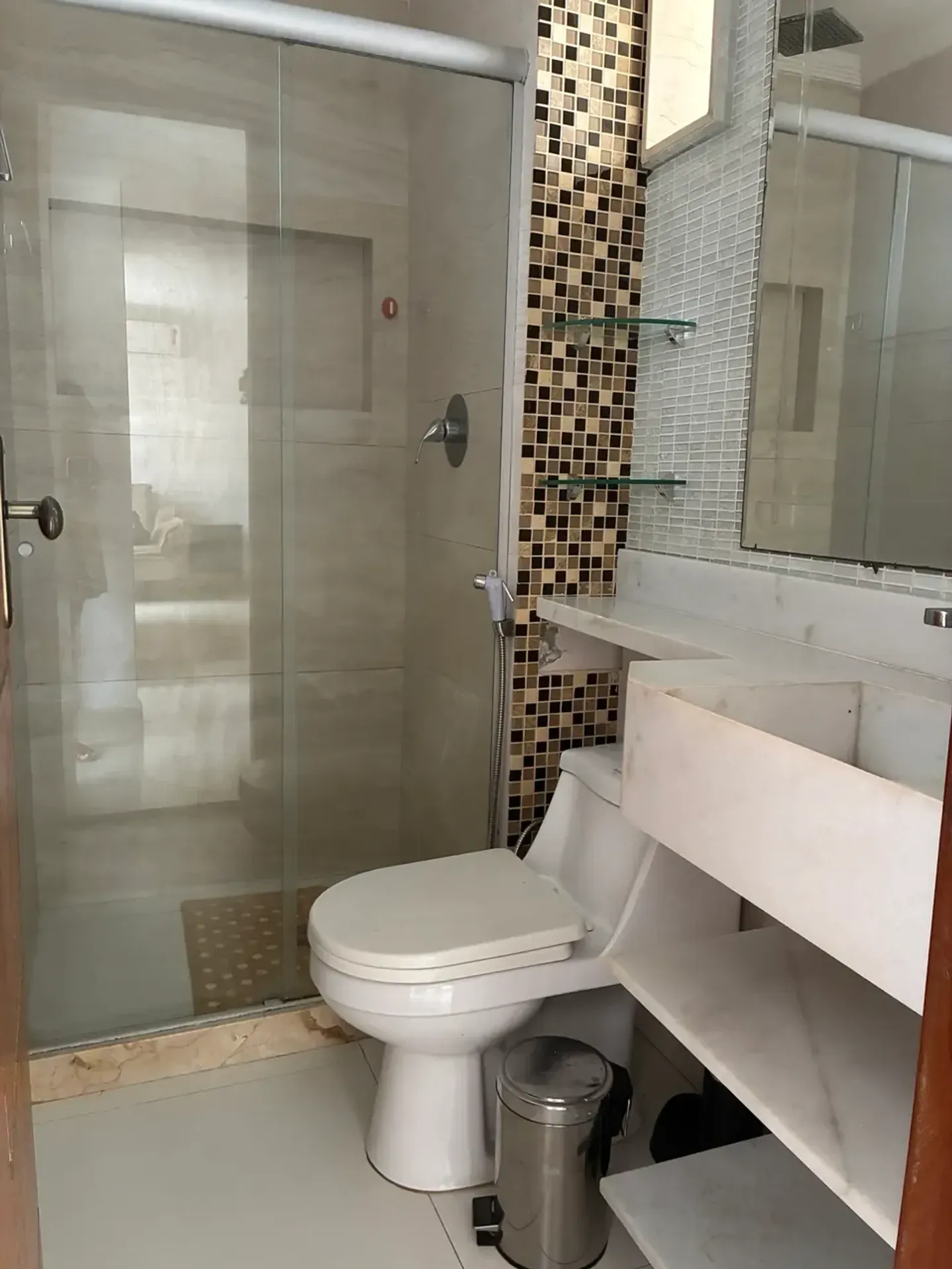 Квартира з 2 спальнями, у будинку є басейн — photo 13