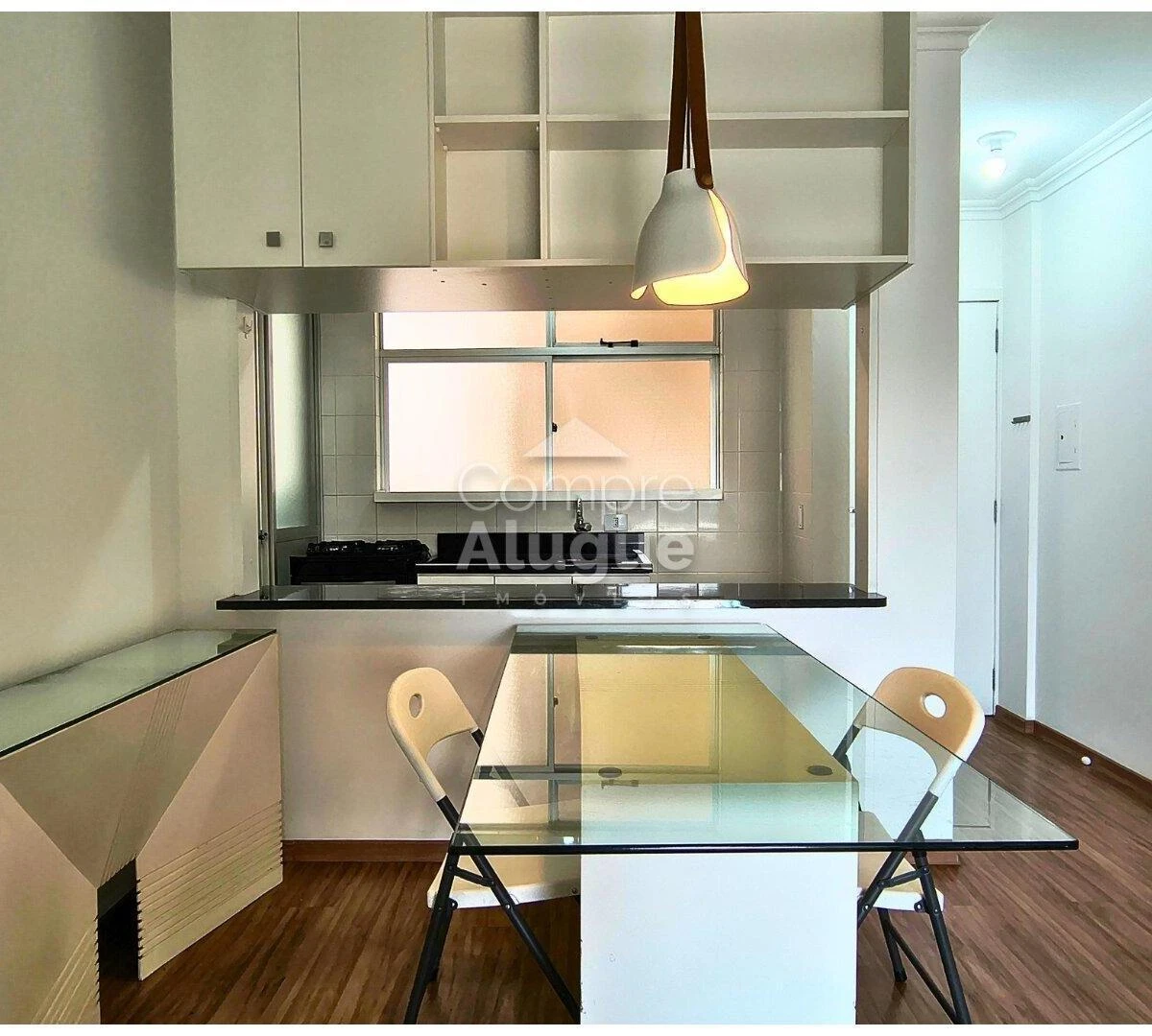 Glass-enclosed balcony in a one-bedroom apartment, 53 m² — photo 5