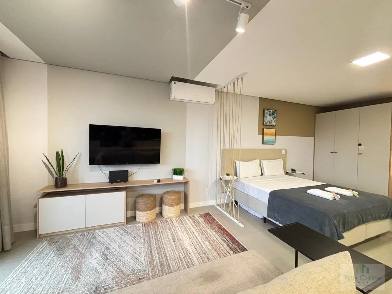 Furnished studio, 55 m², with a water view — photo 24