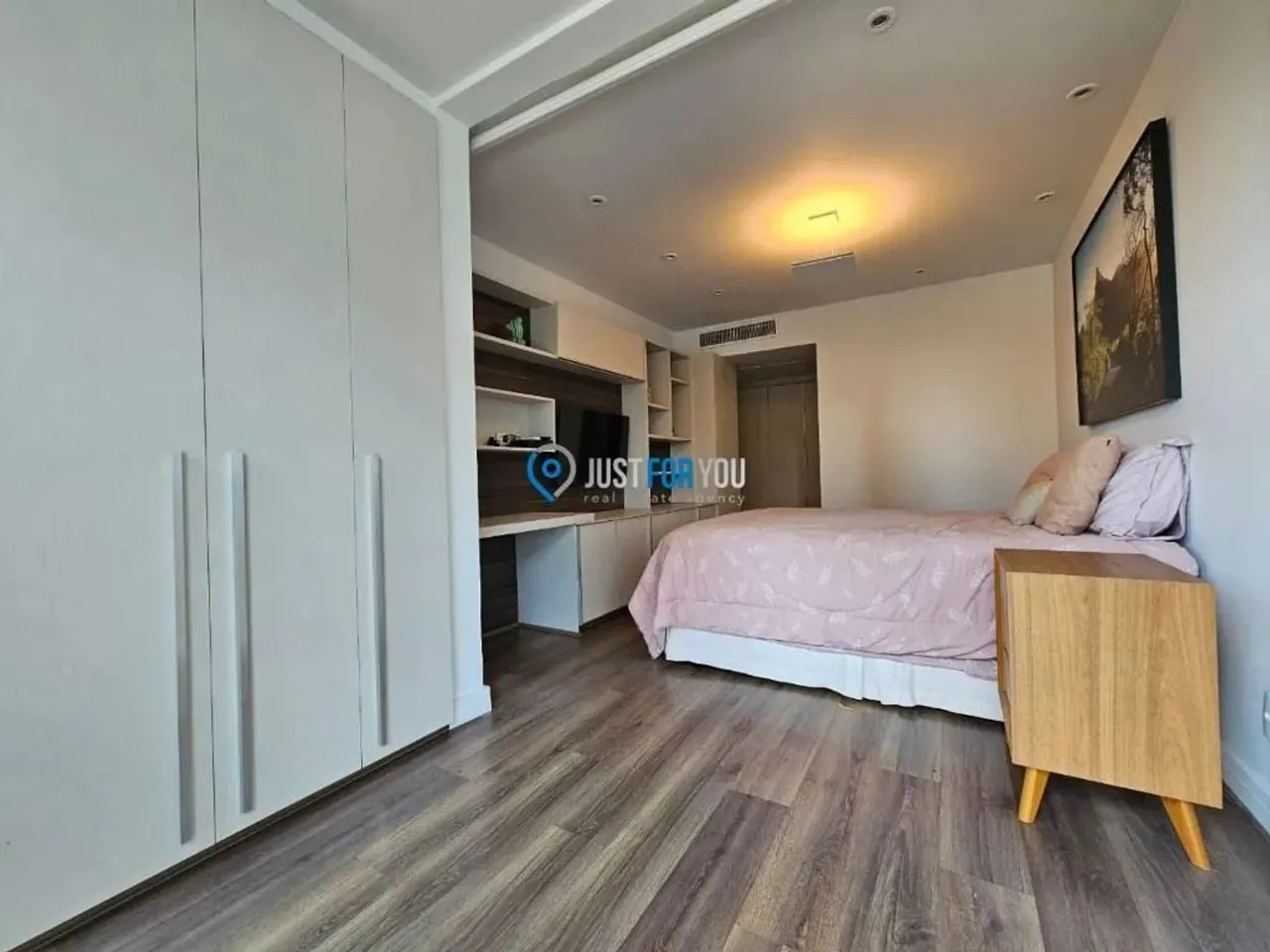 Apartamento mobiliado com 2 quartos e 2 banheiros, 100 m² — photo 12