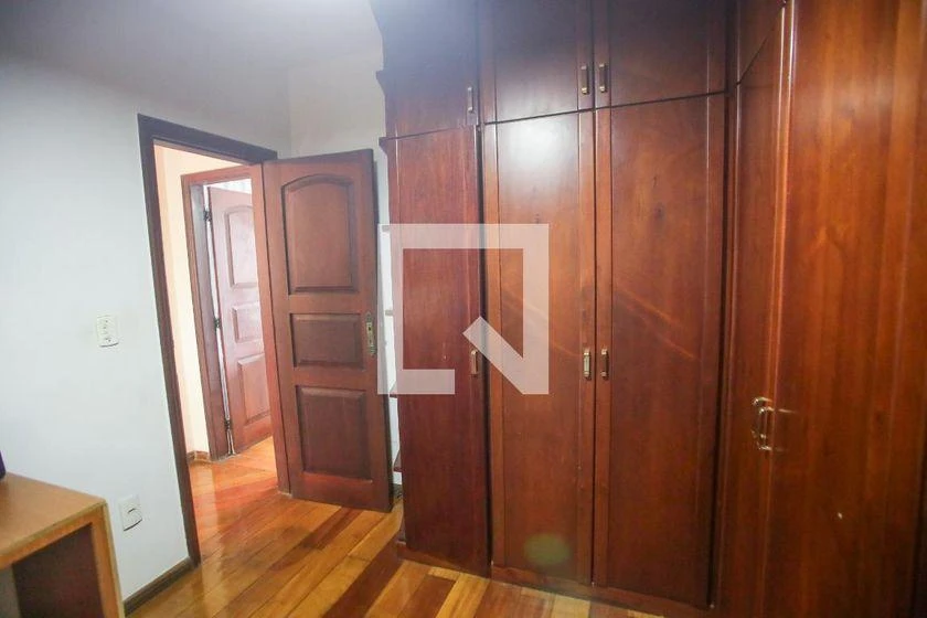 Furnished 400 m² house with 4 bedrooms and 4 bathrooms — photo 30