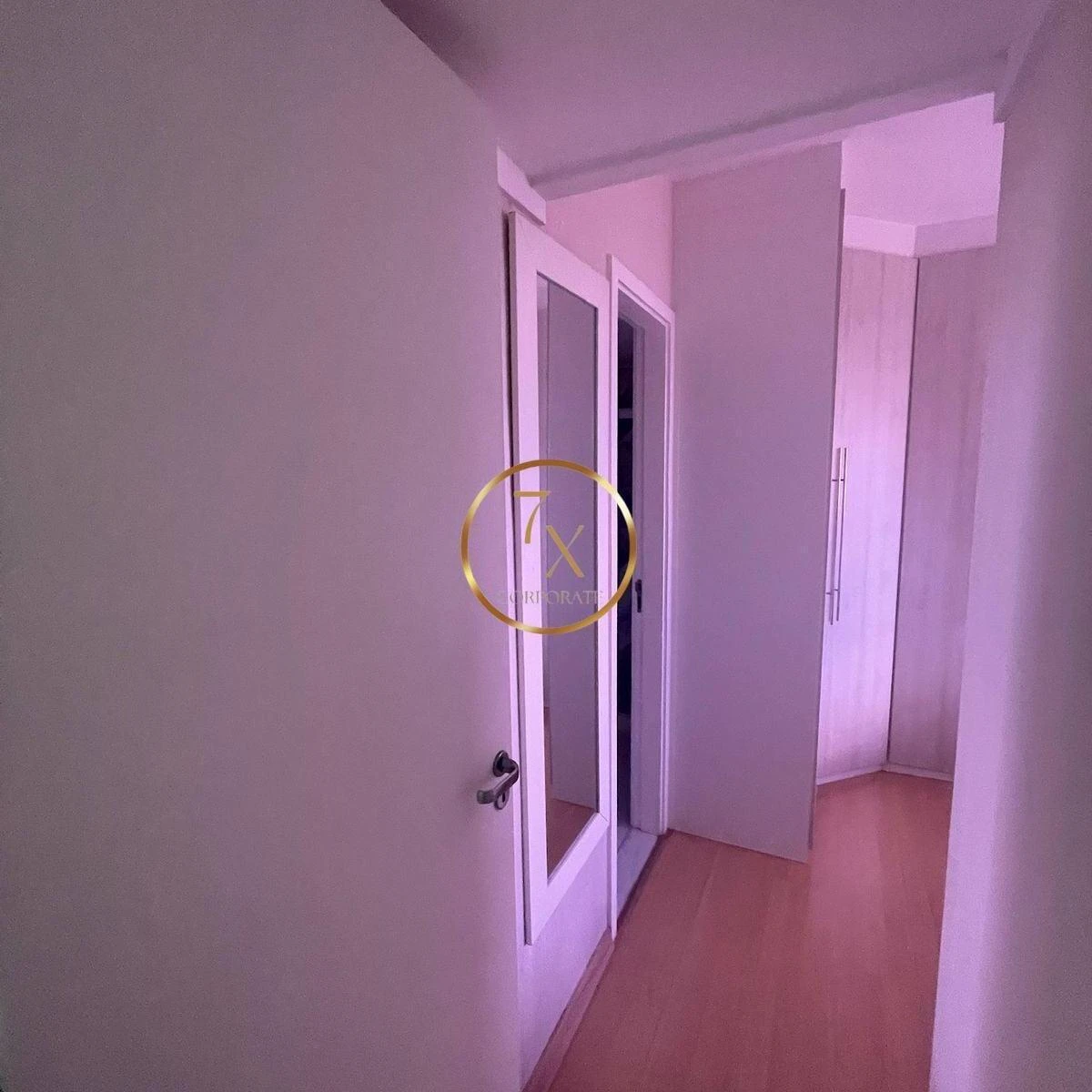 Furnished apartment with separate kitchen and balcony — photo 9
