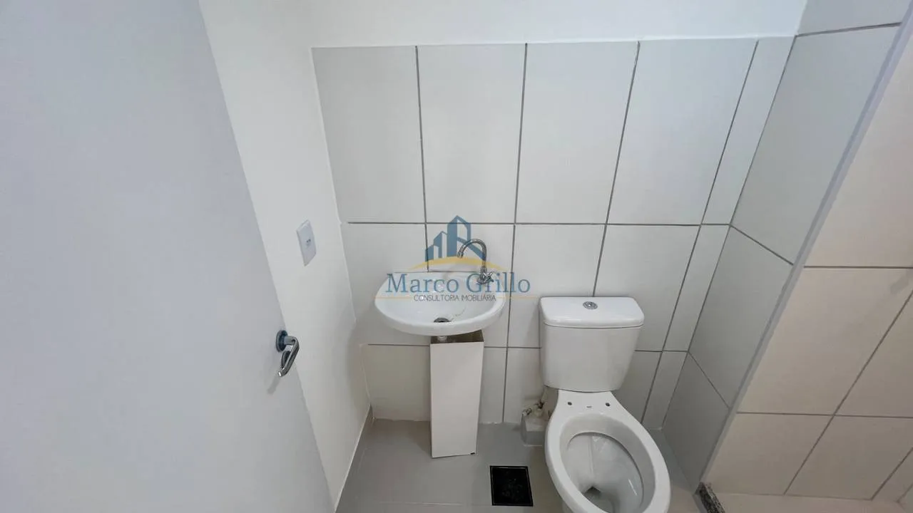 Unfurnished 2-bedroom apartment, 48 m², with balcony — photo 18