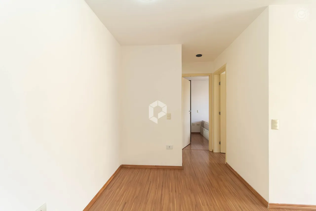 2-bedroom apartment with an open-plan kitchen — photo 3