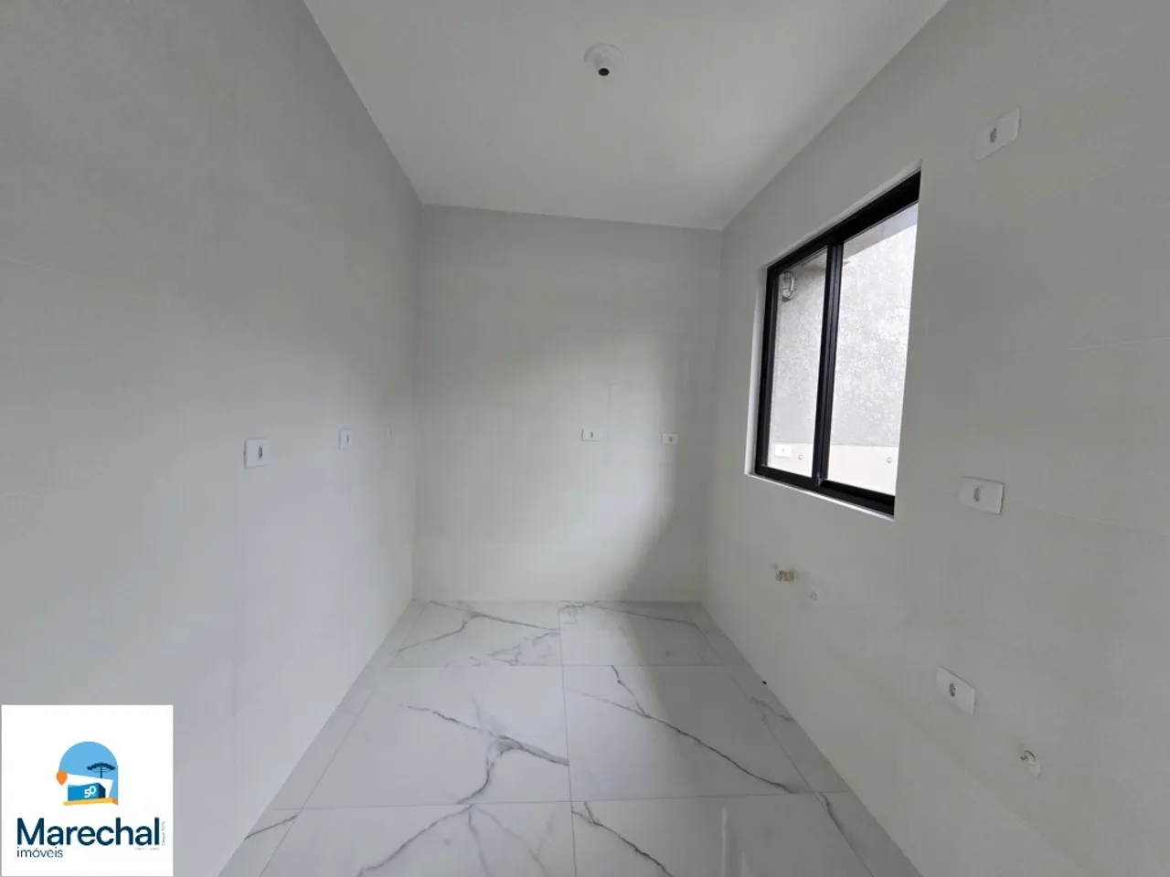 Condo house with a private BBQ area — photo 9