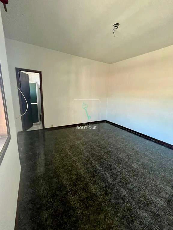 Casa de 5 dormitorios y 321 m² con oficina en casa — photo 13
