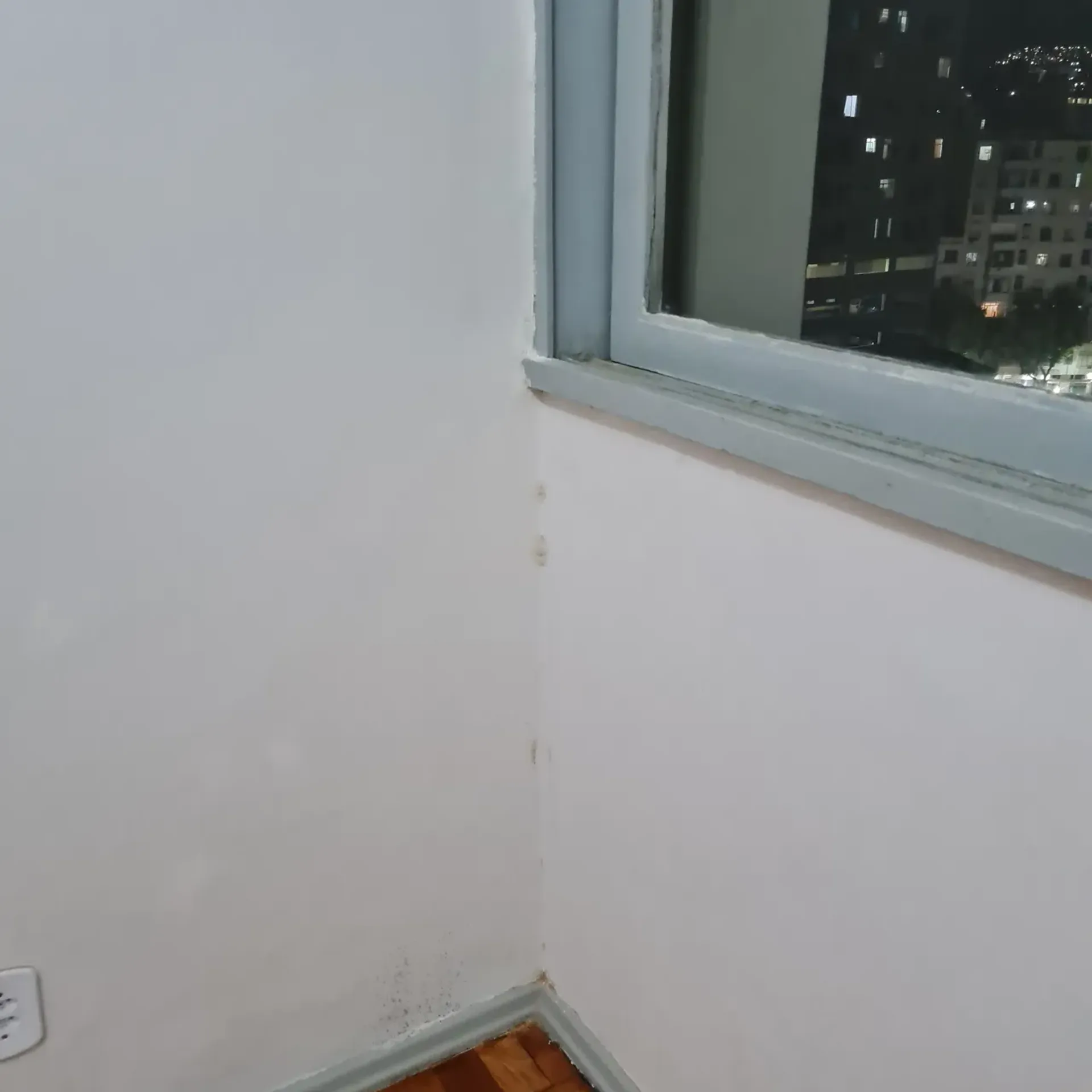 Apartment on the 9th floor with wood or laminate floors — photo 42
