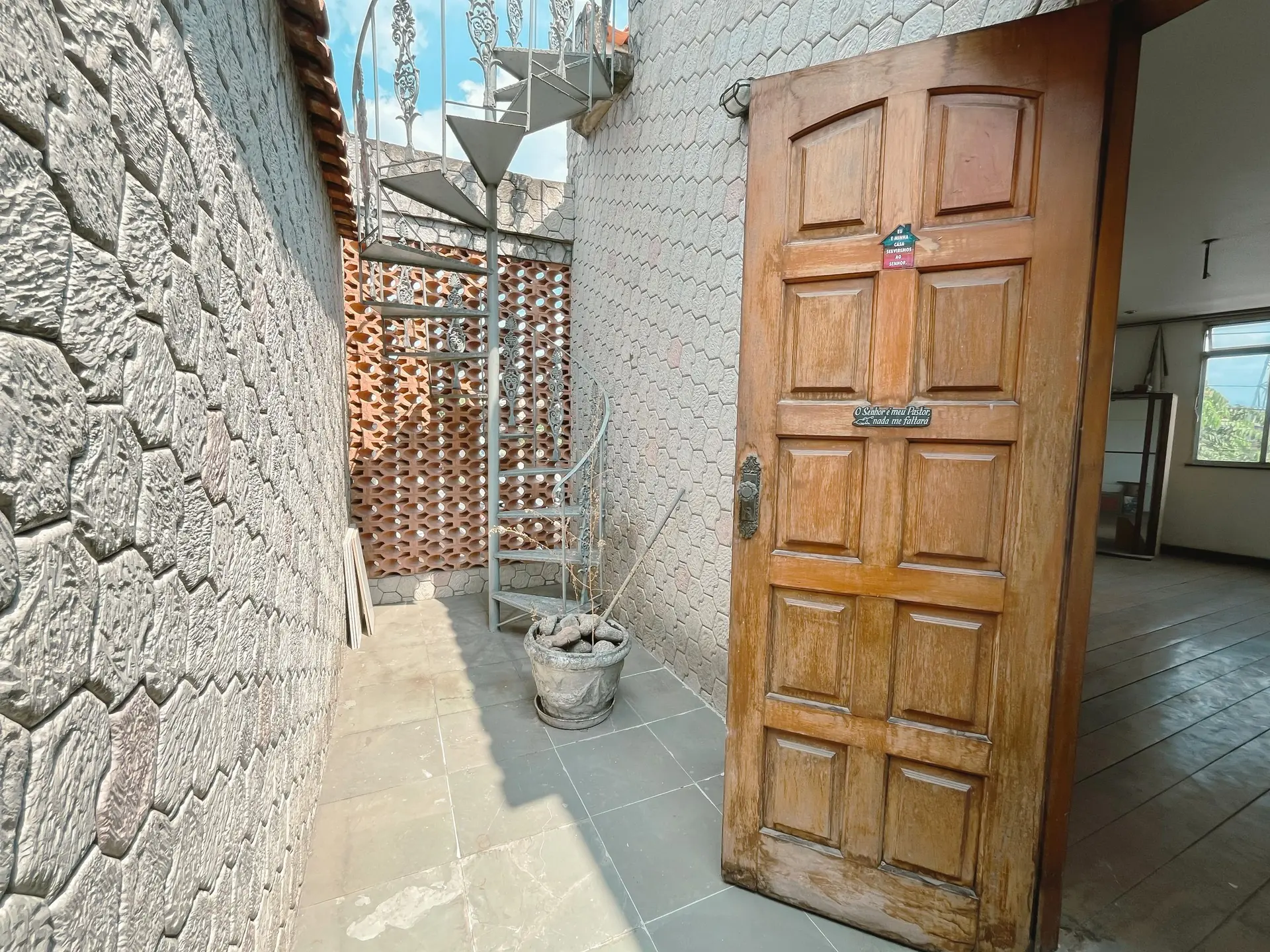 Rental house with 2 bedrooms, 1 bathroom and 1 parking space — photo 32