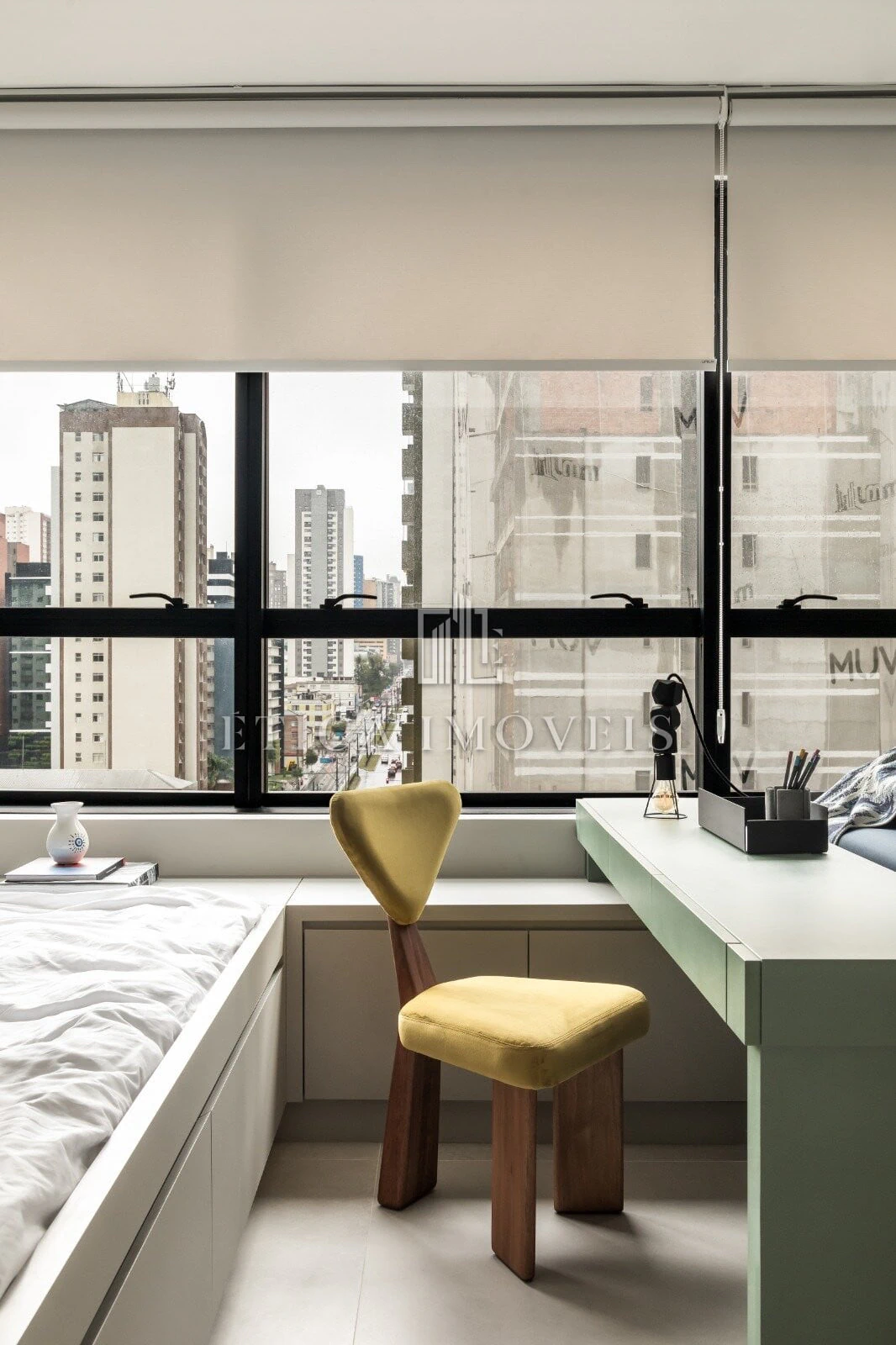 Home office in a one-bedroom apartment, 29 m² — photo 8