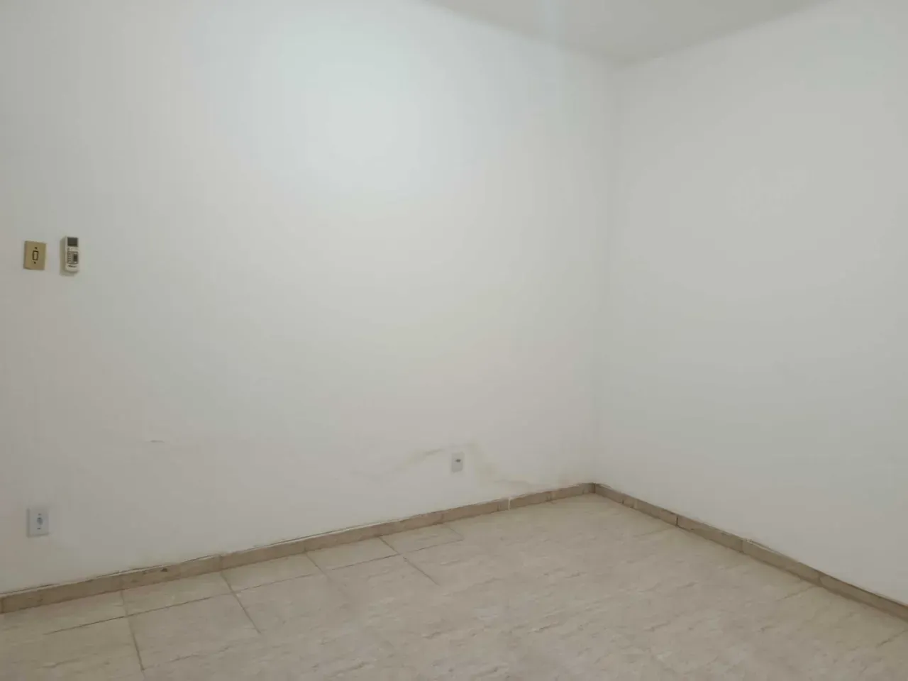 Apartamento de 3 quartos com cozinha separada e 85 m² — photo 15