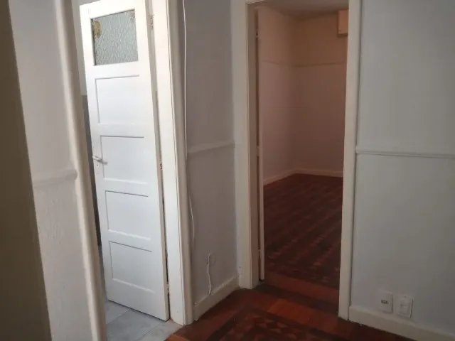 Unfurnished 1-bedroom apartment with separate kitchen — photo 14