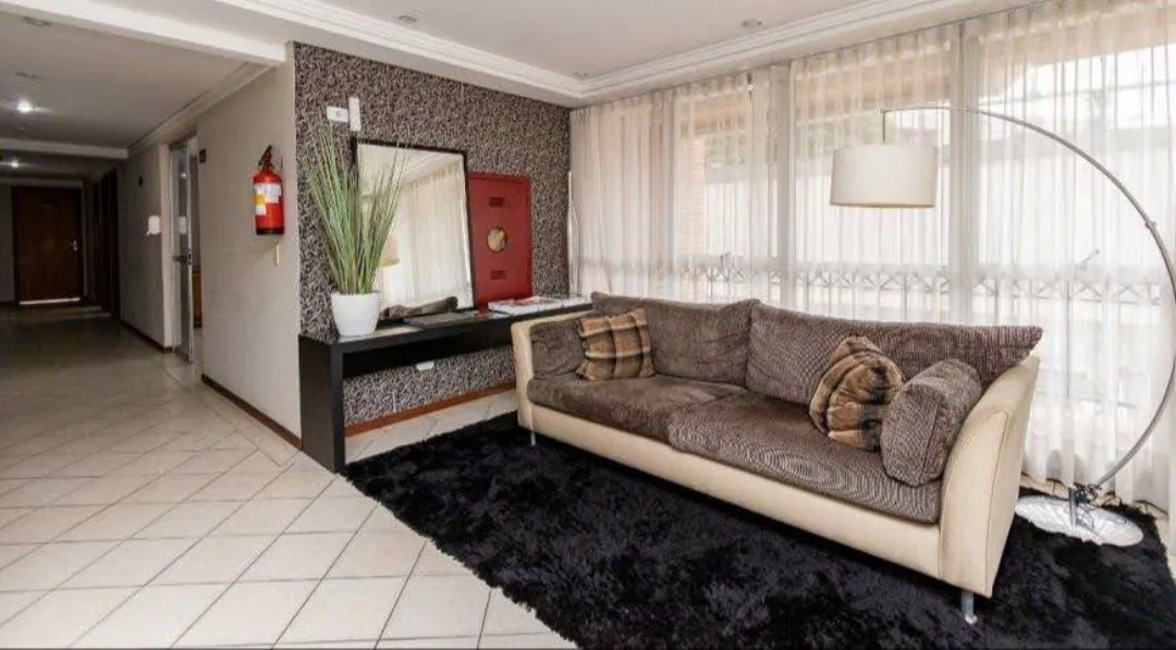 Loft with 1 bedroom and 1 bathroom, with laundry area