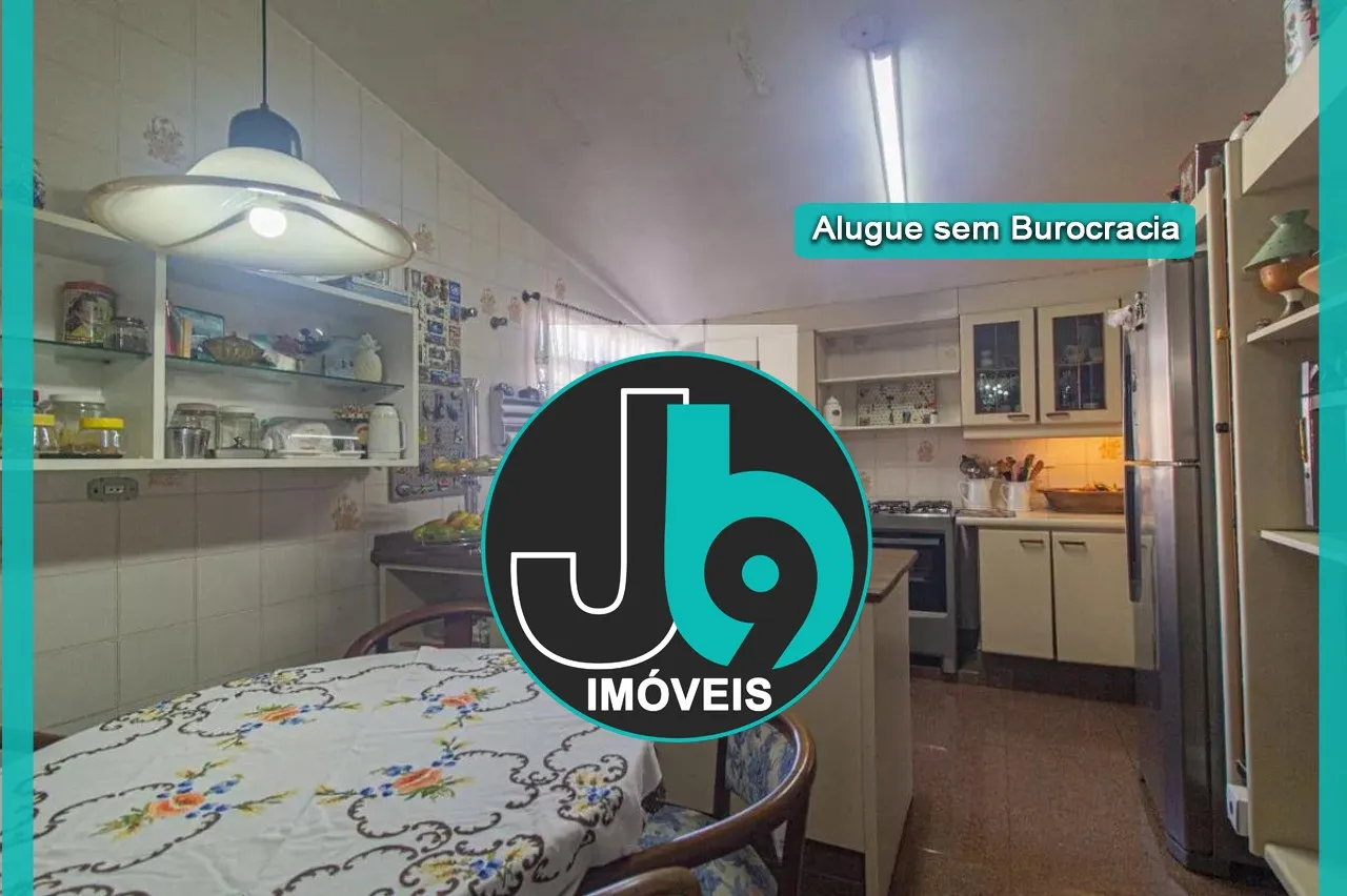 Furnished 650 m² house with 4 bedrooms and 4 bathrooms — photo 8