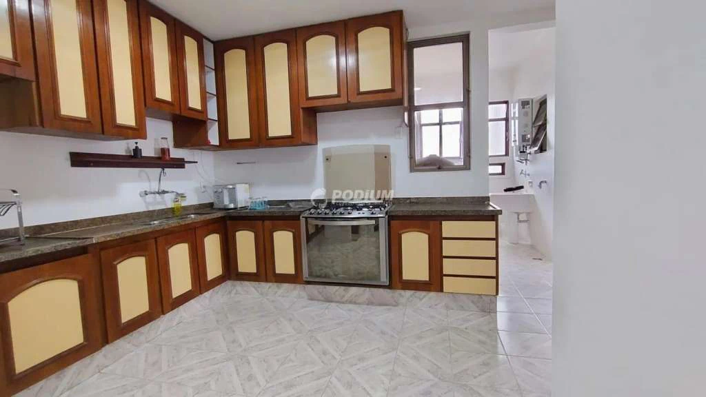 4-bedroom apartment with sauna in the building and 180 m² — photo 2