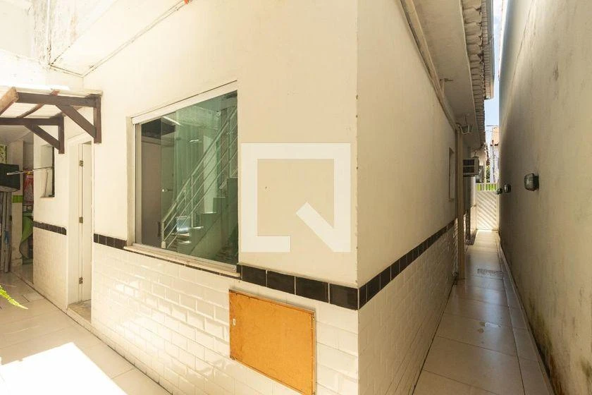 200 m² rental house with 3 bedrooms and a balcony — photo 50