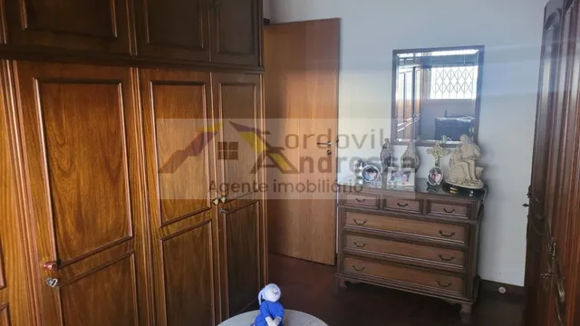 Rental apartment with 4 bedrooms and 3 bathrooms — photo 17