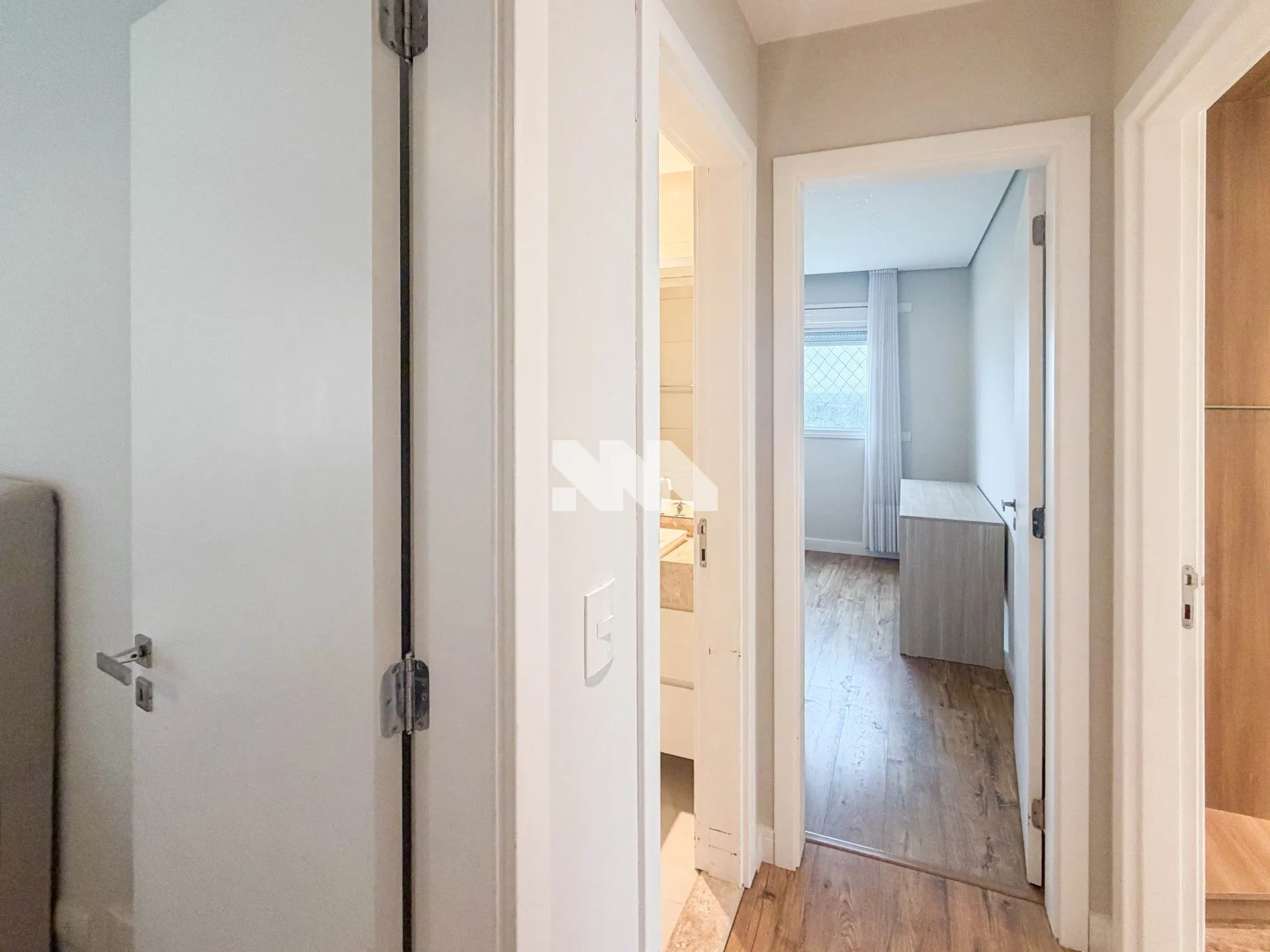 Furnished 180 m² apartment with 3 bedrooms and garden — photo 10