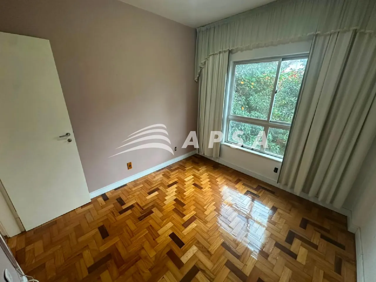 Unfurnished 2-bedroom apartment with 2 bathrooms — photo 12