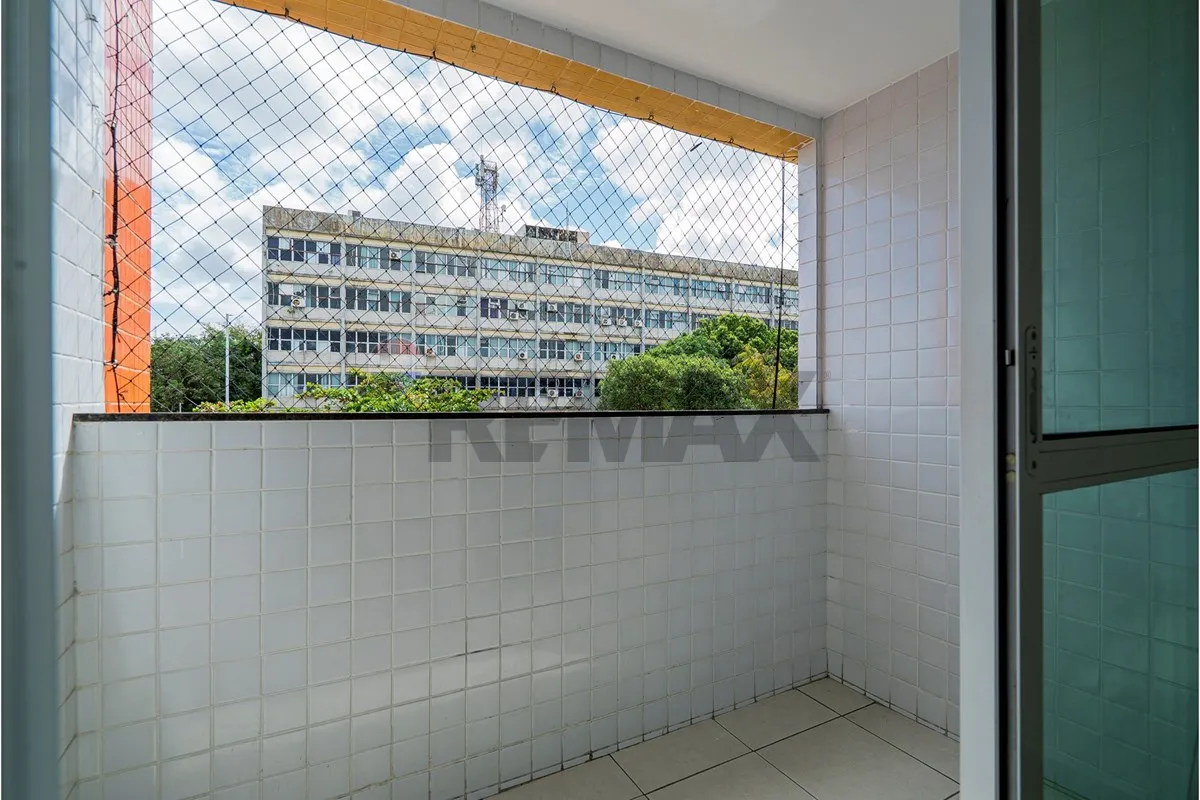 Apartamento de 3 quartos em condomínio com piscina — photo 3