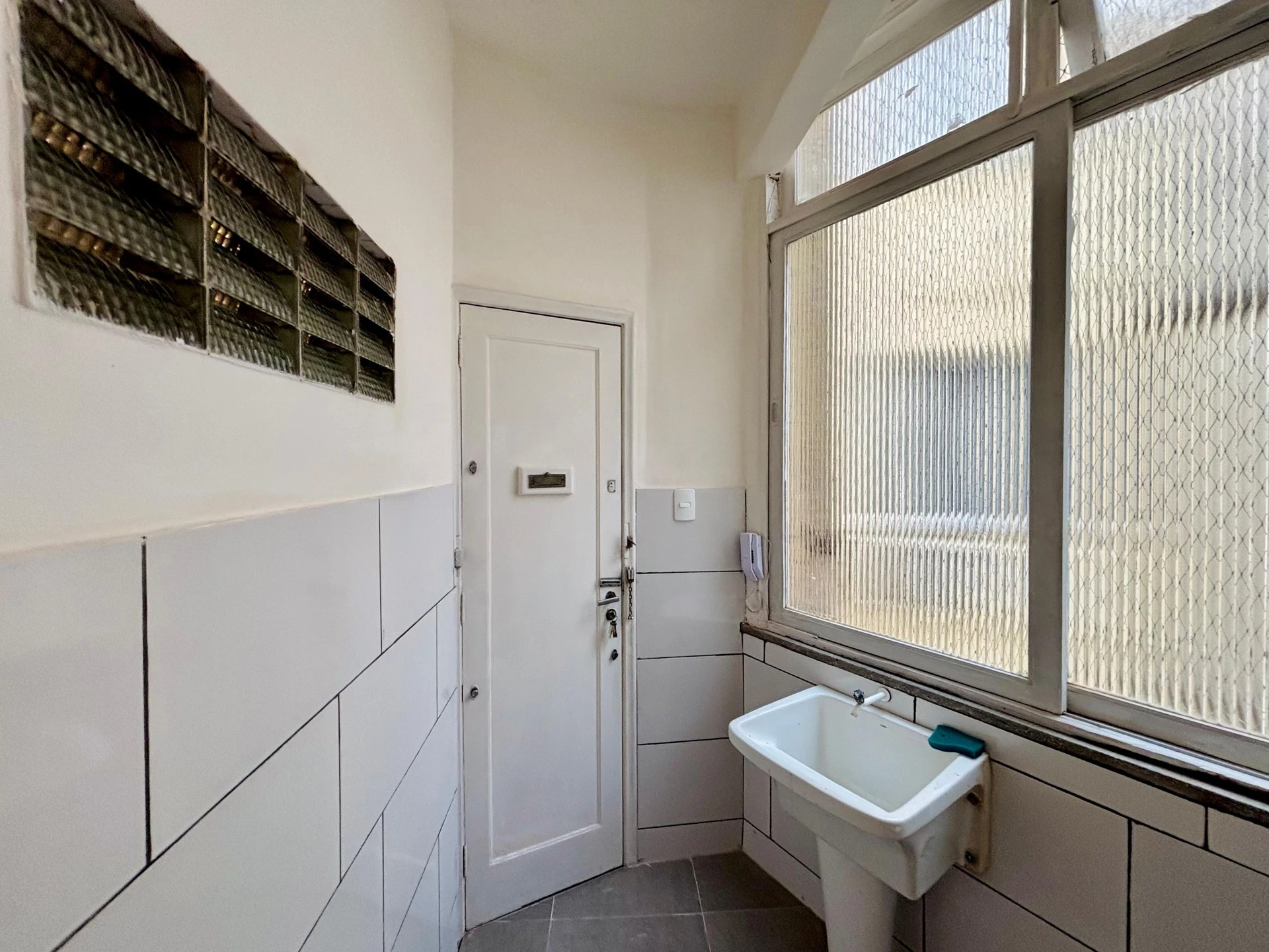 Apartamento com 3 quartos, 1 suíte e varanda — photo 5