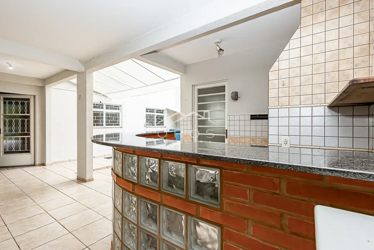 House, 200 m², with a washing machine — photo 40
