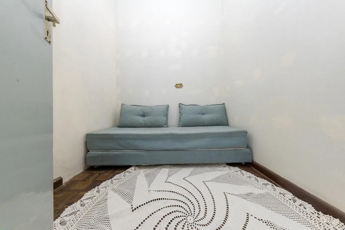 Furnished apartment, 97 m², with a bathtub — photo 35