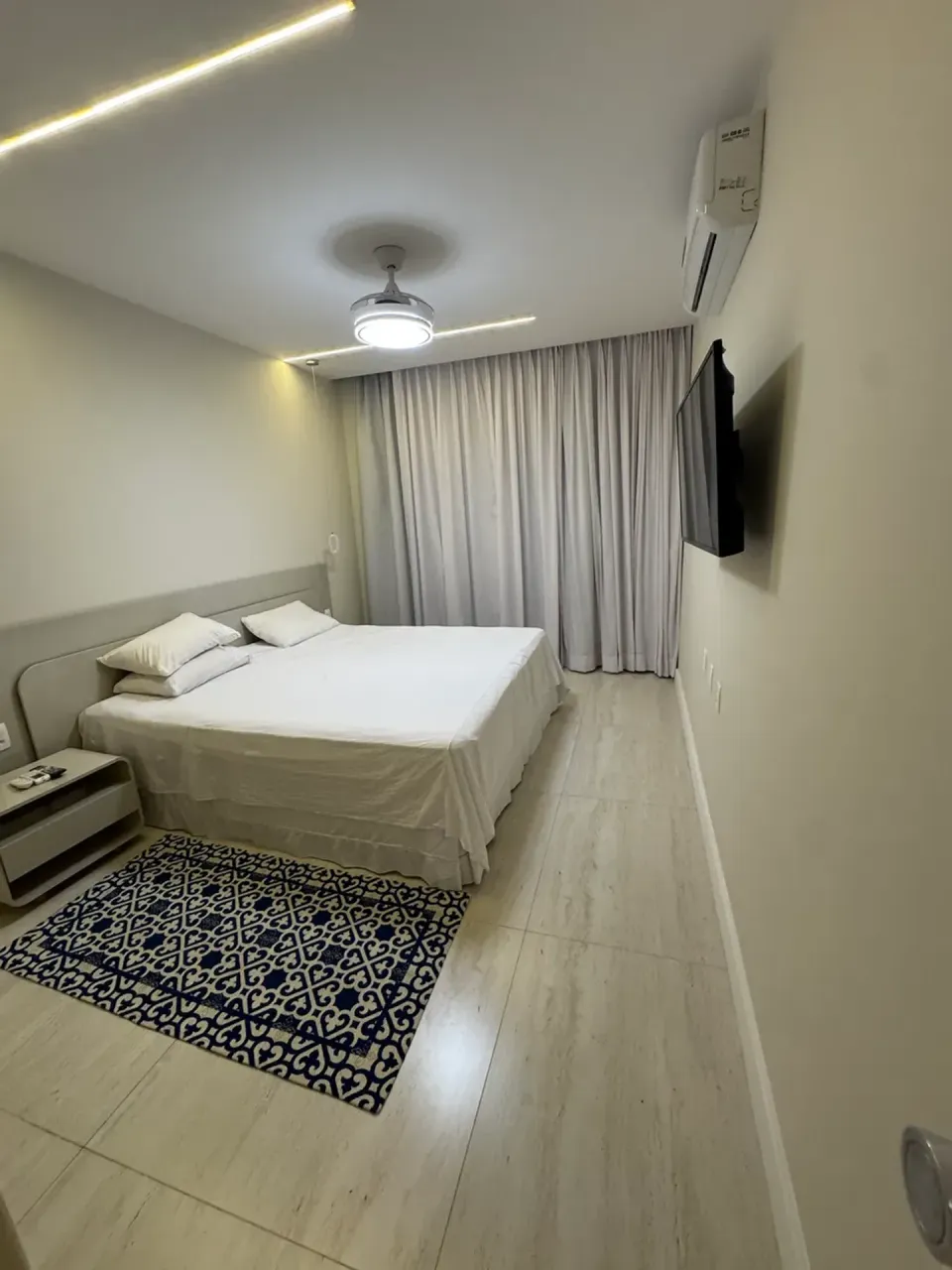 Furnished 2-bedroom apartment with open-plan kitchen — photo 6