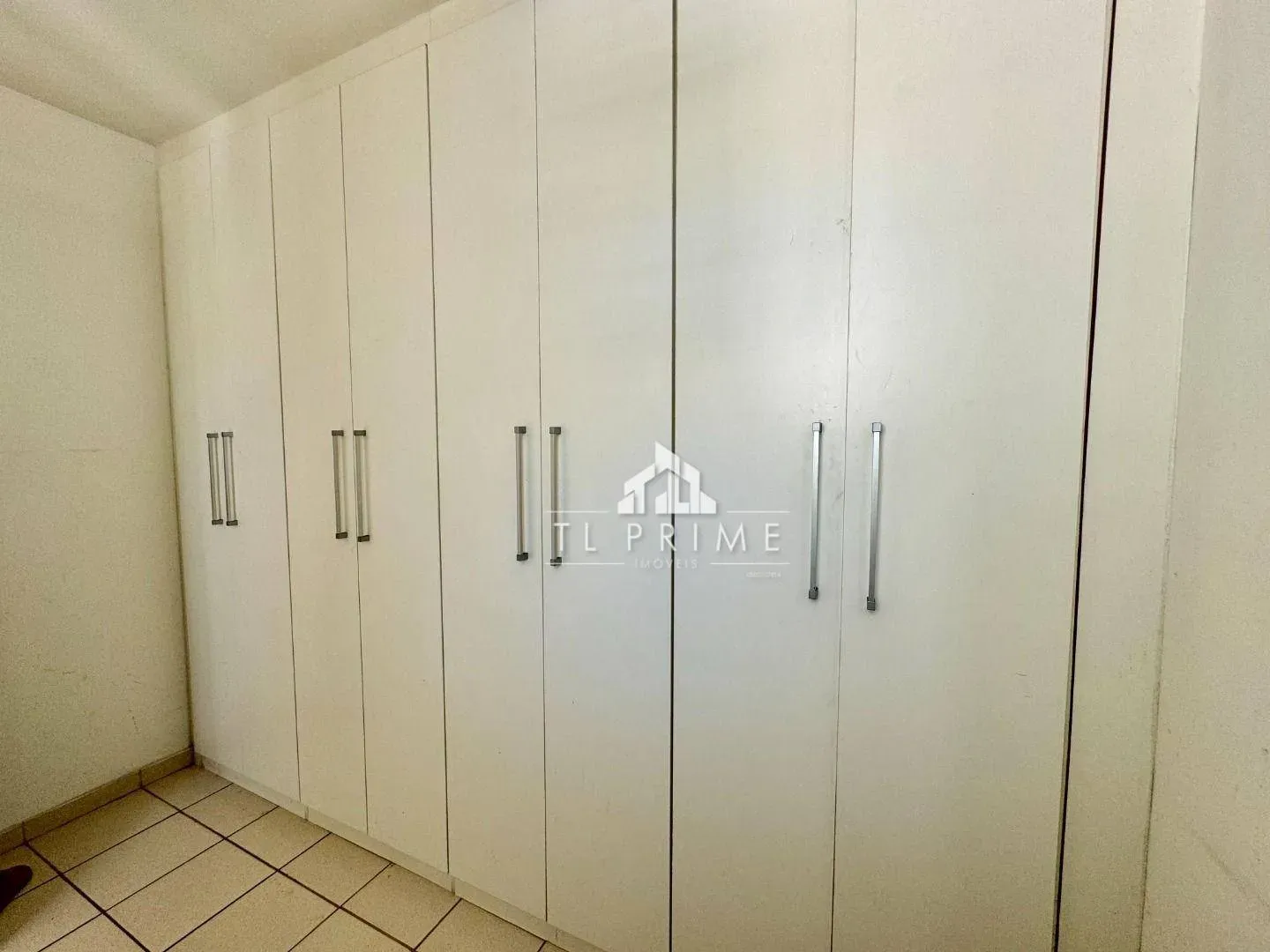 Furnished 4-bedroom penthouse with 205 m² — photo 29