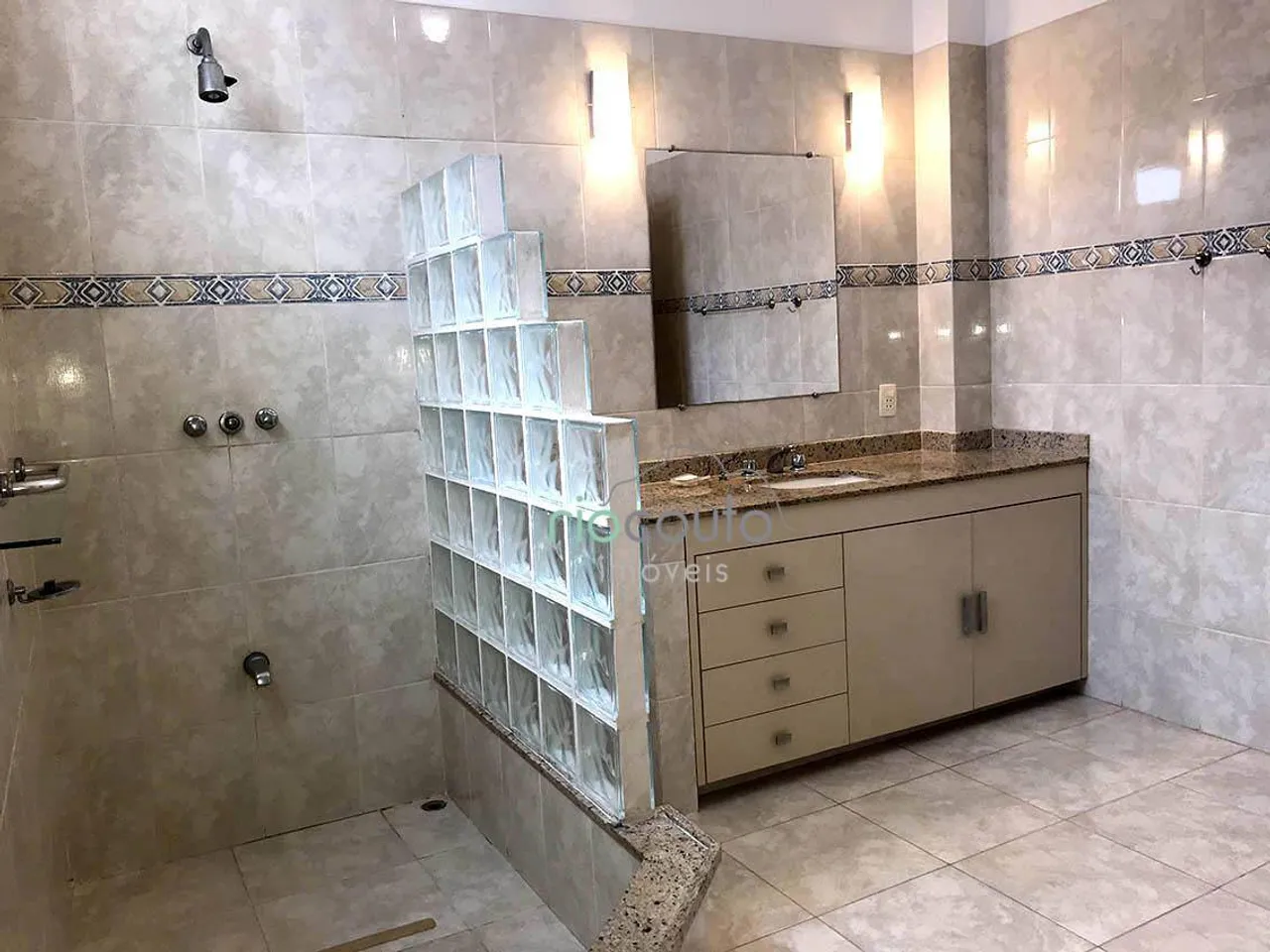 Duplex penthouse with 4 bedrooms and 4 baths, 410 m² — photo 15