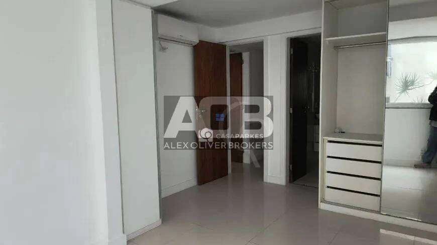 Apartment with 4 en-suite rooms and 198 m² plus 1 parking — photo 3
