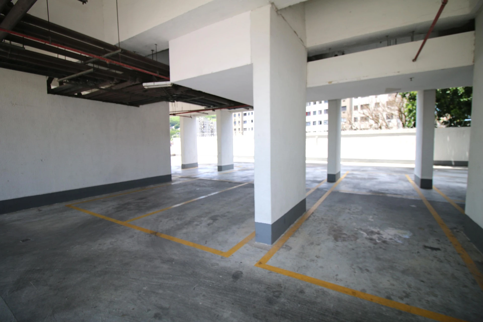 Rental apartment with 2 bedrooms and a balcony — photo 36