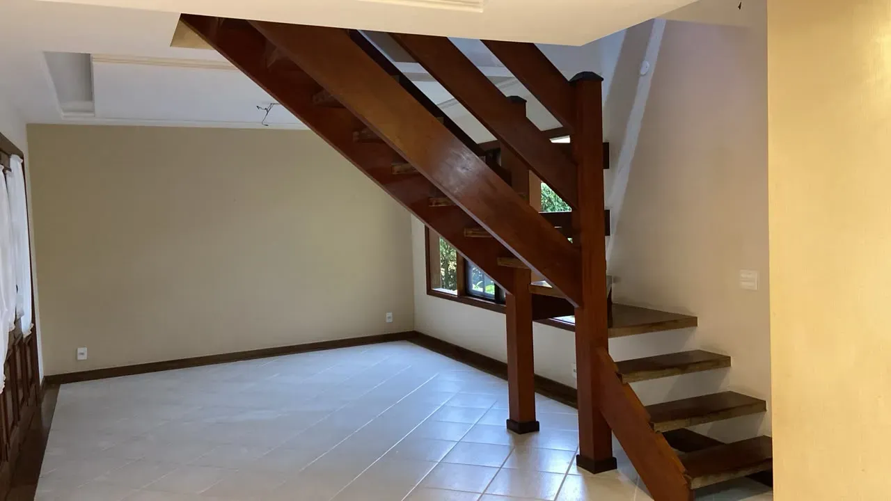 317 m² house with 3 suites, balcony grill and 3 parking — photo 15