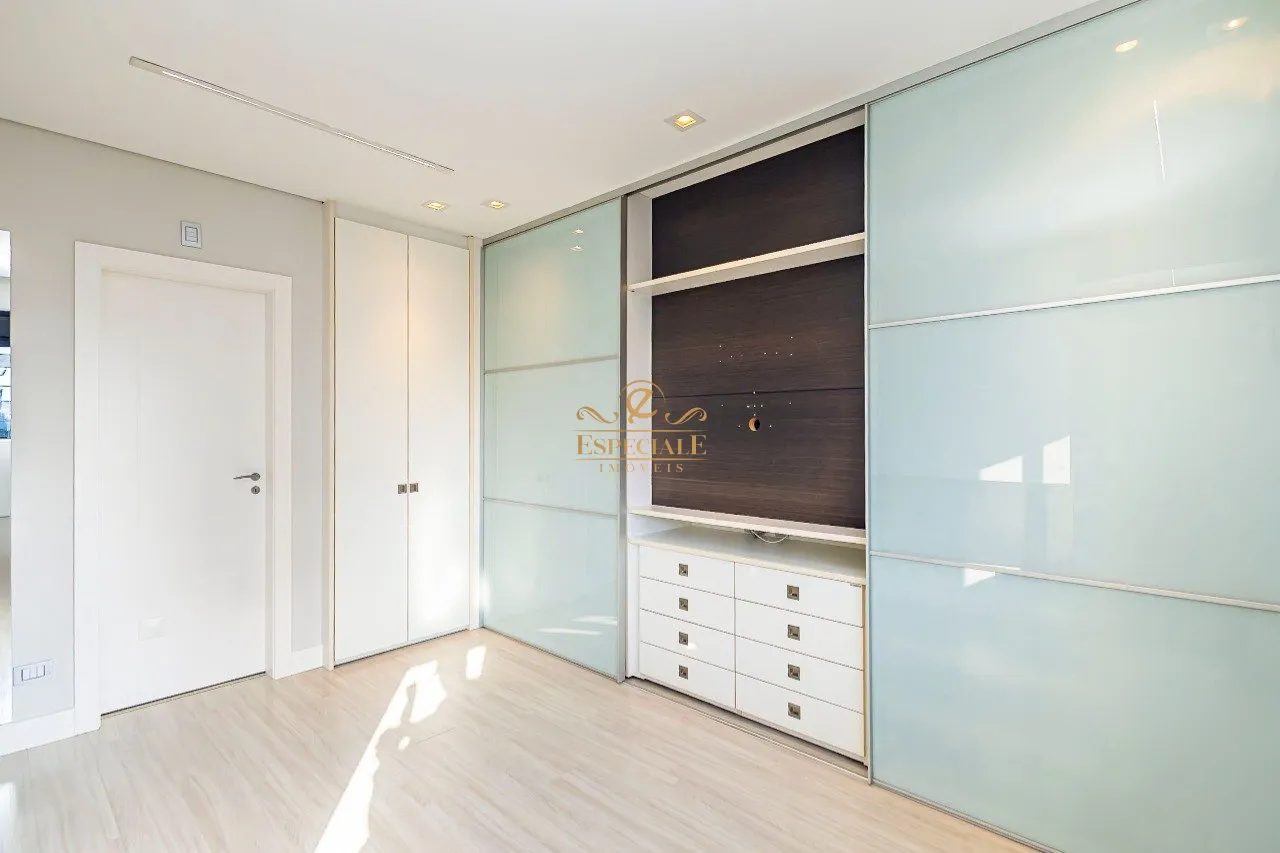 3-bedroom apartment with 5 bathrooms and 2 parking spaces — photo 35