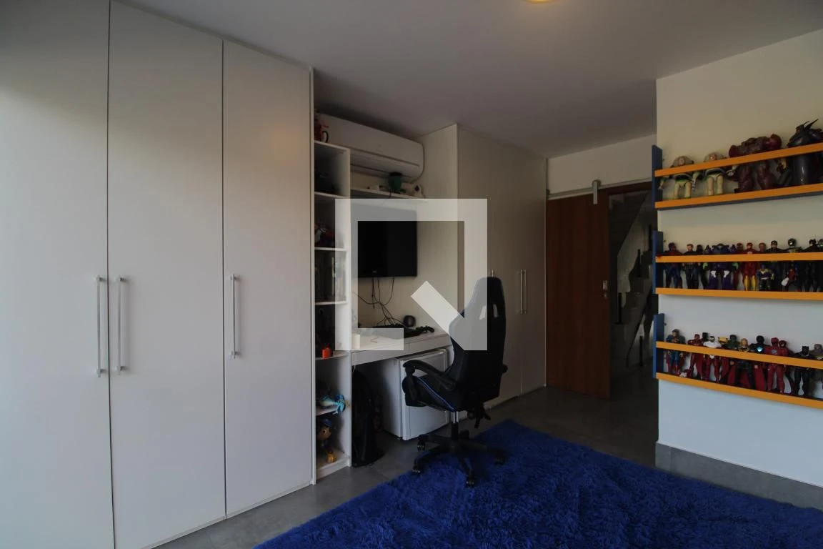 Furnished house with 4 en-suite bedrooms and private garden — photo 4