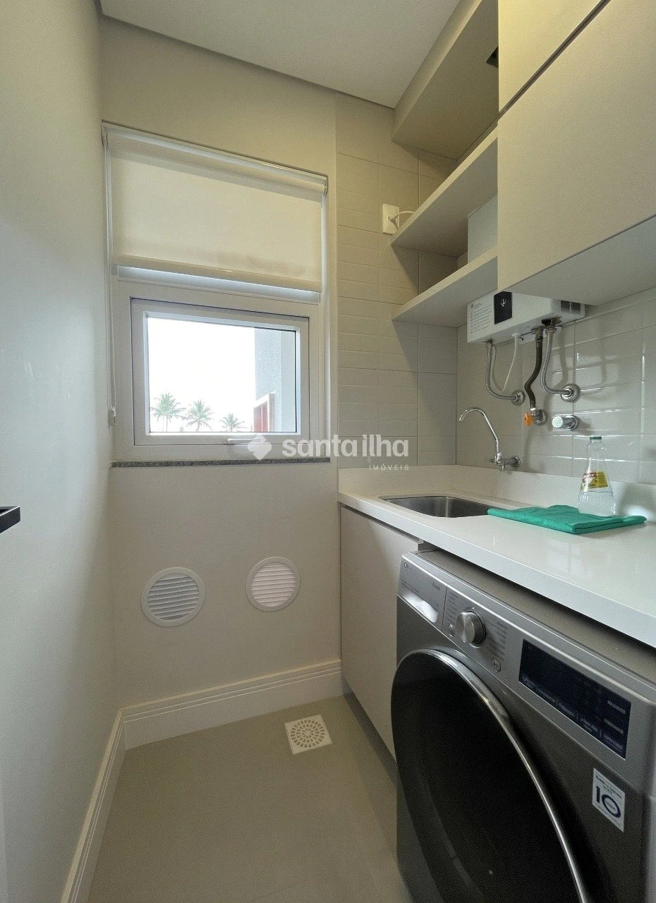 2-bedroom apartment with a washing machine in Florianópolis — photo 10