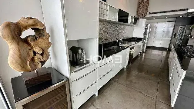 Меблированный дом с 5 спальнями и 700 м² — photo 29
