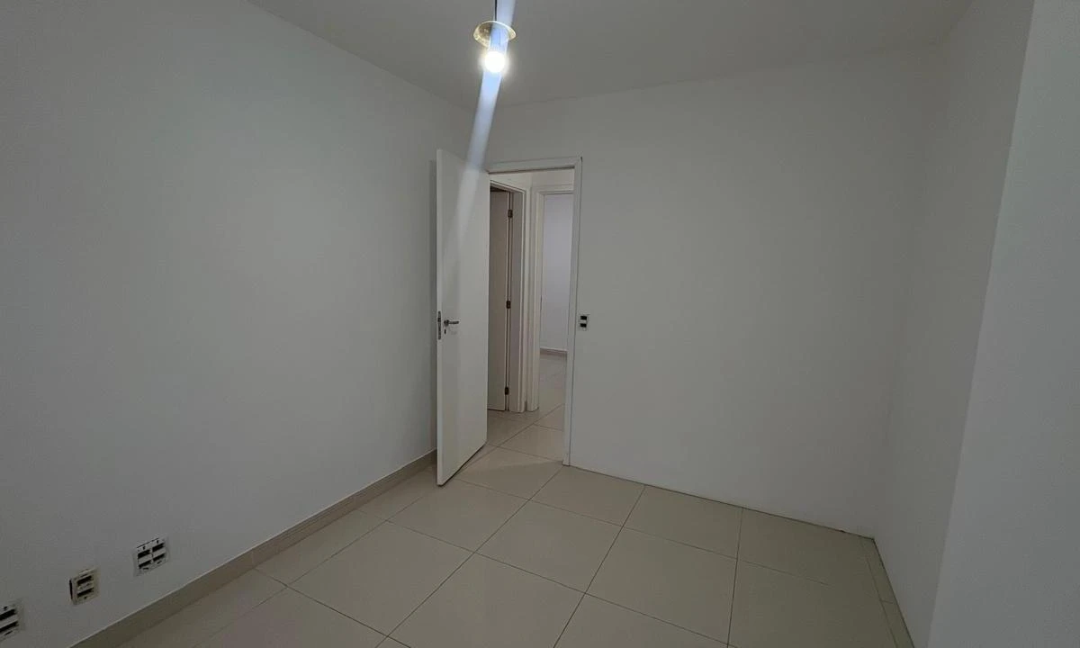 3-bedroom apartment, 1 with its own bathroom, 85 m² — photo 22