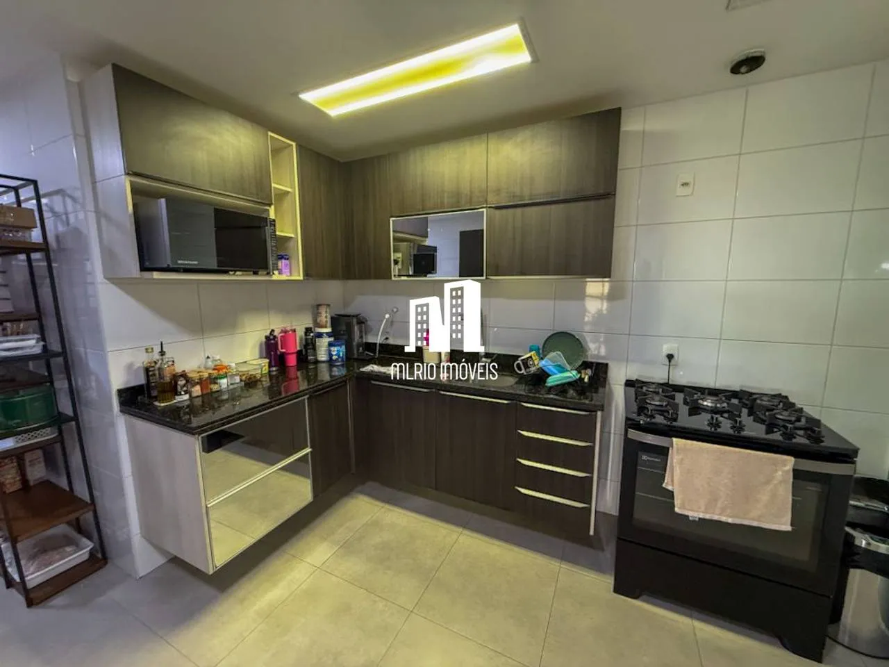 Furnished apartment, 192 m², with a water view — photo 23
