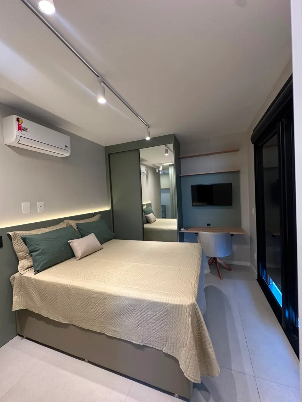 Espacio de home office y 1 dormitorio: departamento de 26 m² — photo 3