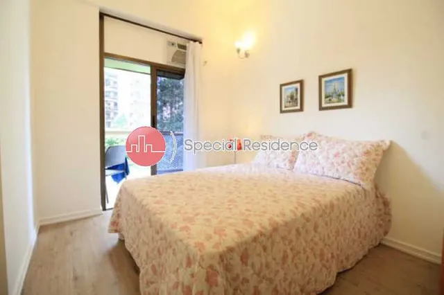 Apartamento mobiliado com 2 quartos e varanda de vidro — photo 6