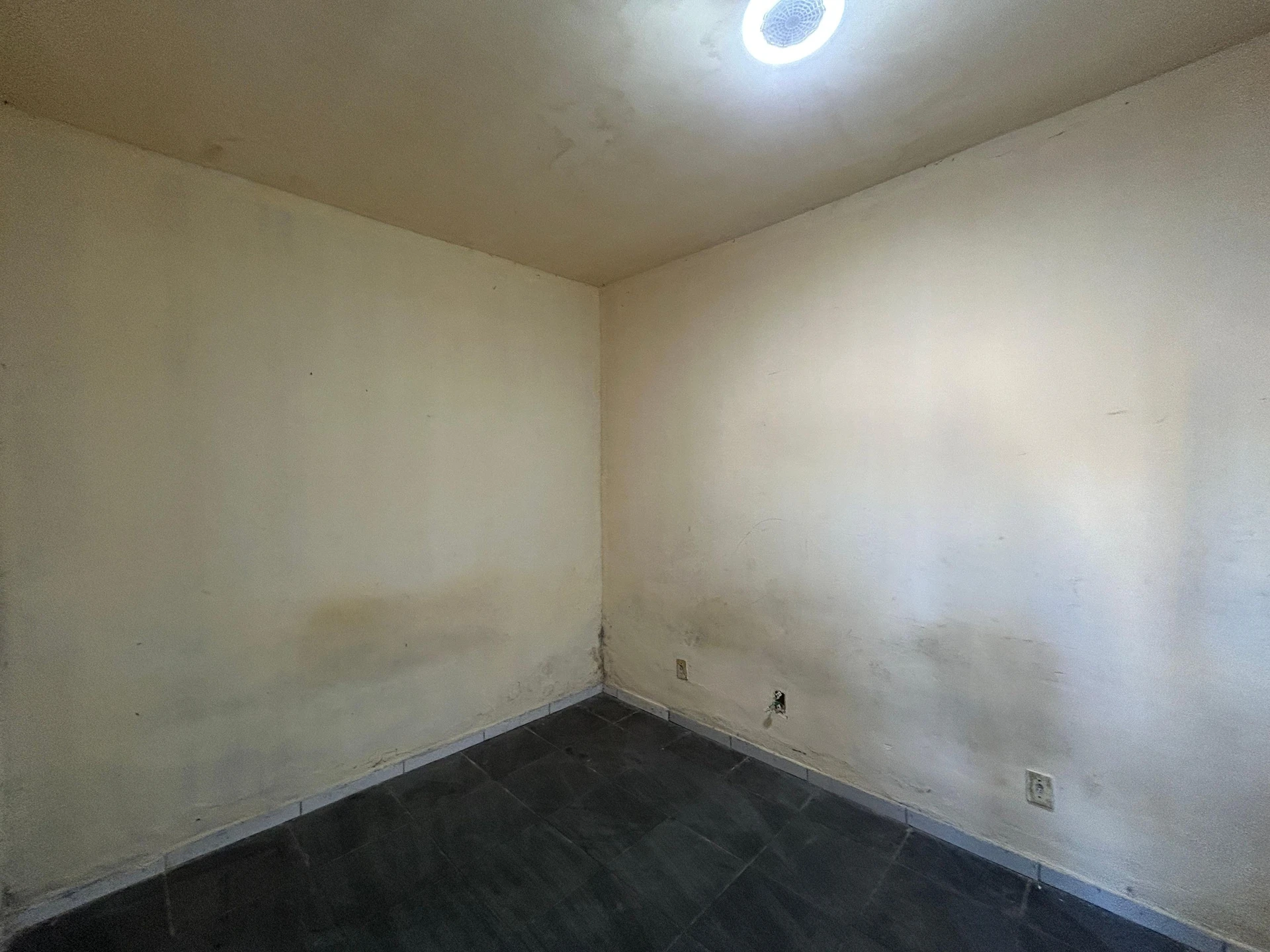 Unfurnished studio for rent with 1 bedroom and 1 bath — photo 13