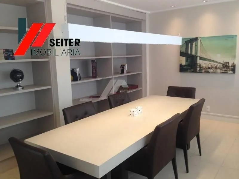 110 m² apartment with 2 bedrooms, 1 suite, balcony — photo 16
