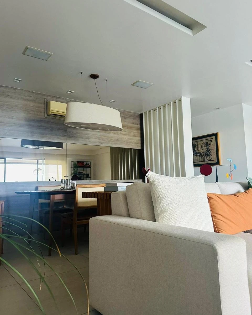 Furnished 260 m² apartment with open-plan kitchen — photo 14